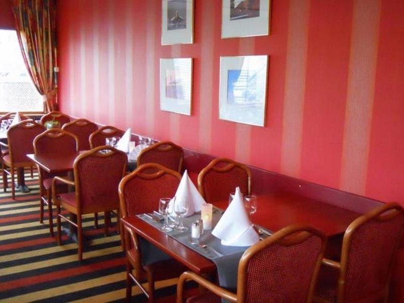 Tulip Inn Maastricht Aachen Airport Exterior photo