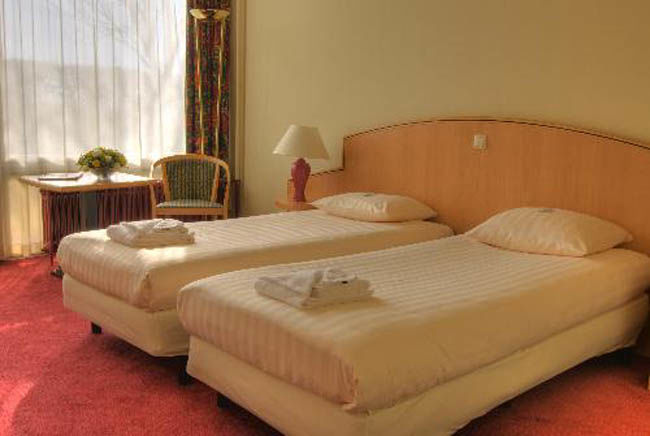 Tulip Inn Maastricht Aachen Airport Room photo